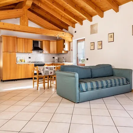 Casella's 1 Apartment